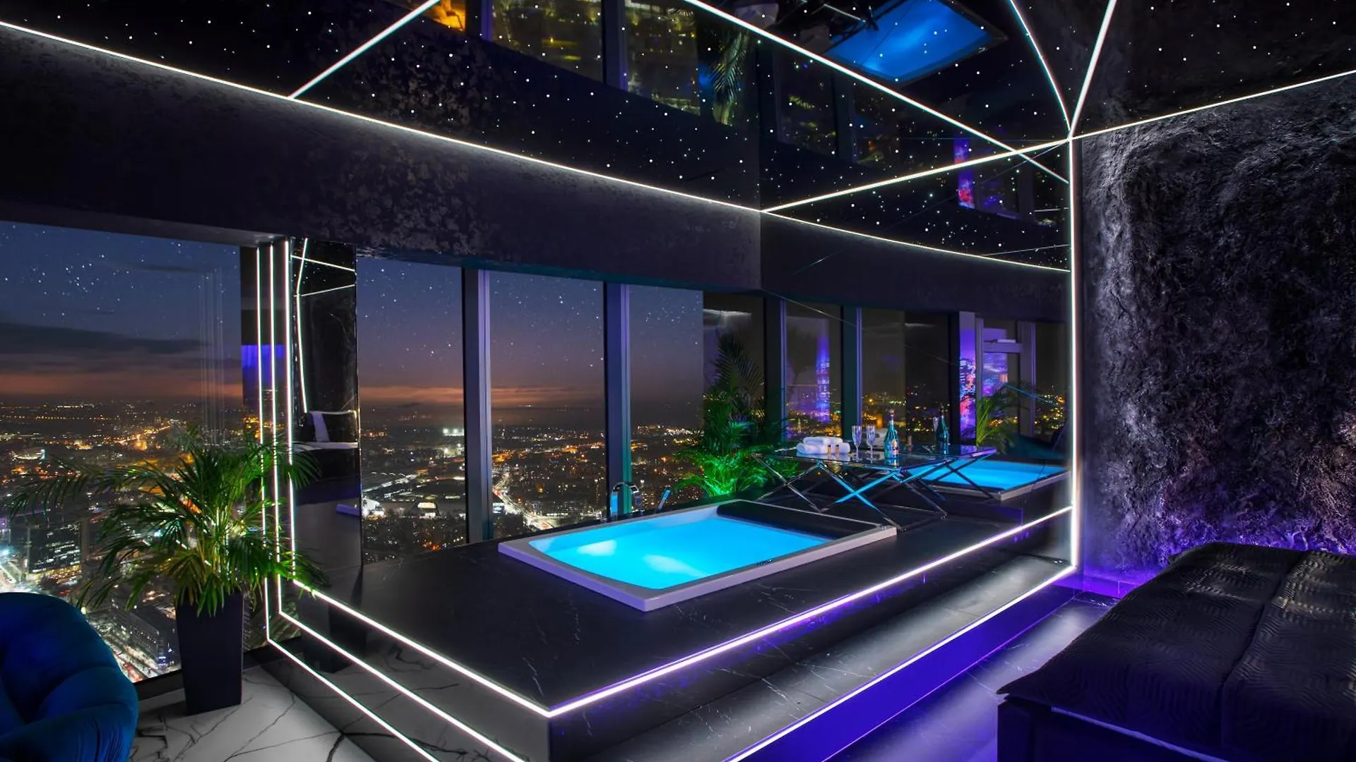 Apartamenty Sky Tower Z Jakuzzi Przy Oknie Wroclaw 0*,
