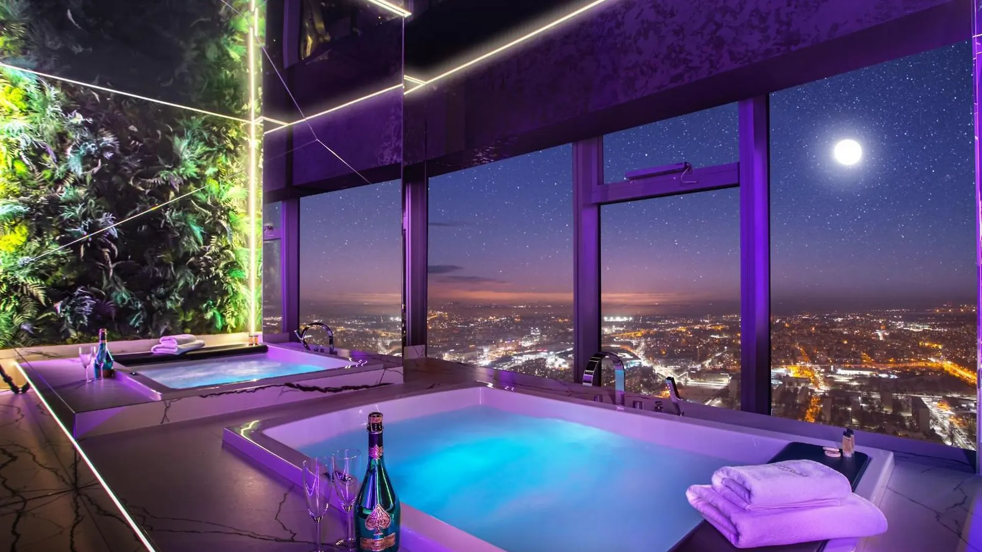 Apartment Apartamenty Sky Tower Z Jakuzzi Przy Oknie Wroclaw