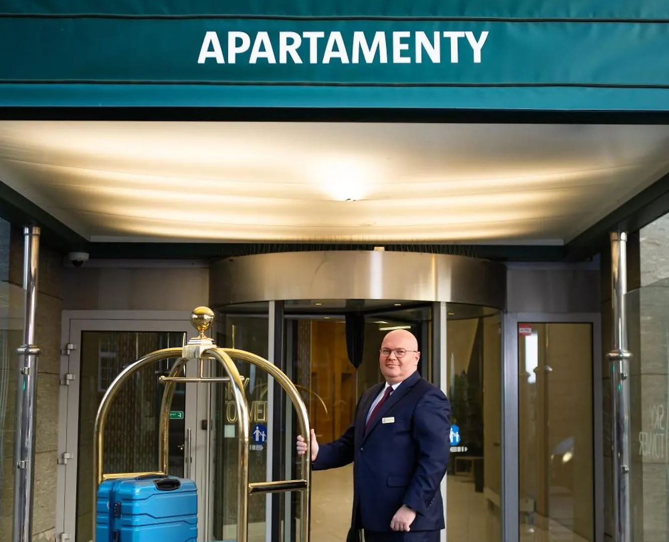 Apartamenty Sky Tower Z Jakuzzi Przy Oknie Wroclaw 0*,